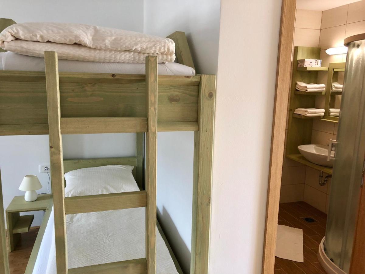 Sobe Brezje Bed & Breakfast Oda fotoğraf